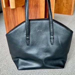Matt and Nat Shoulder Bag Vegan Leather